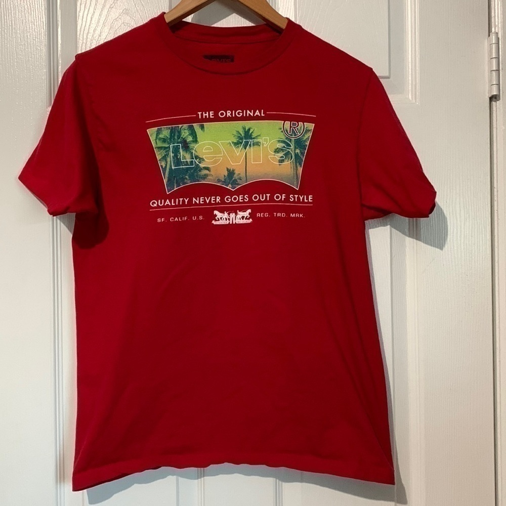 Levis Médium T-shirt